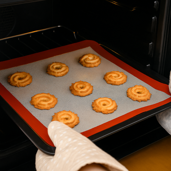 Silicone Baking Mat - Image 2
